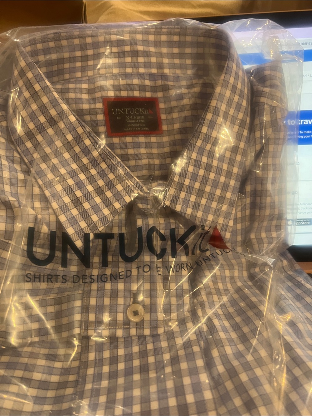 UNTUCKit Men's Blue and White Checked Dress Shirt